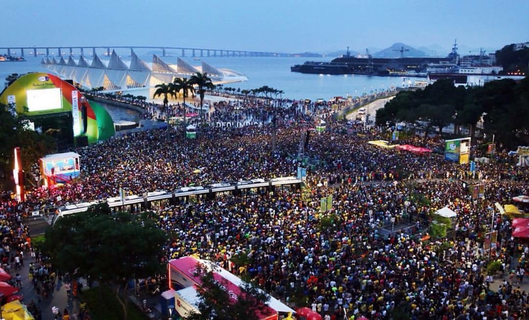 Boulevard Olímpico 2016 — multidão no Rio de Janeiro